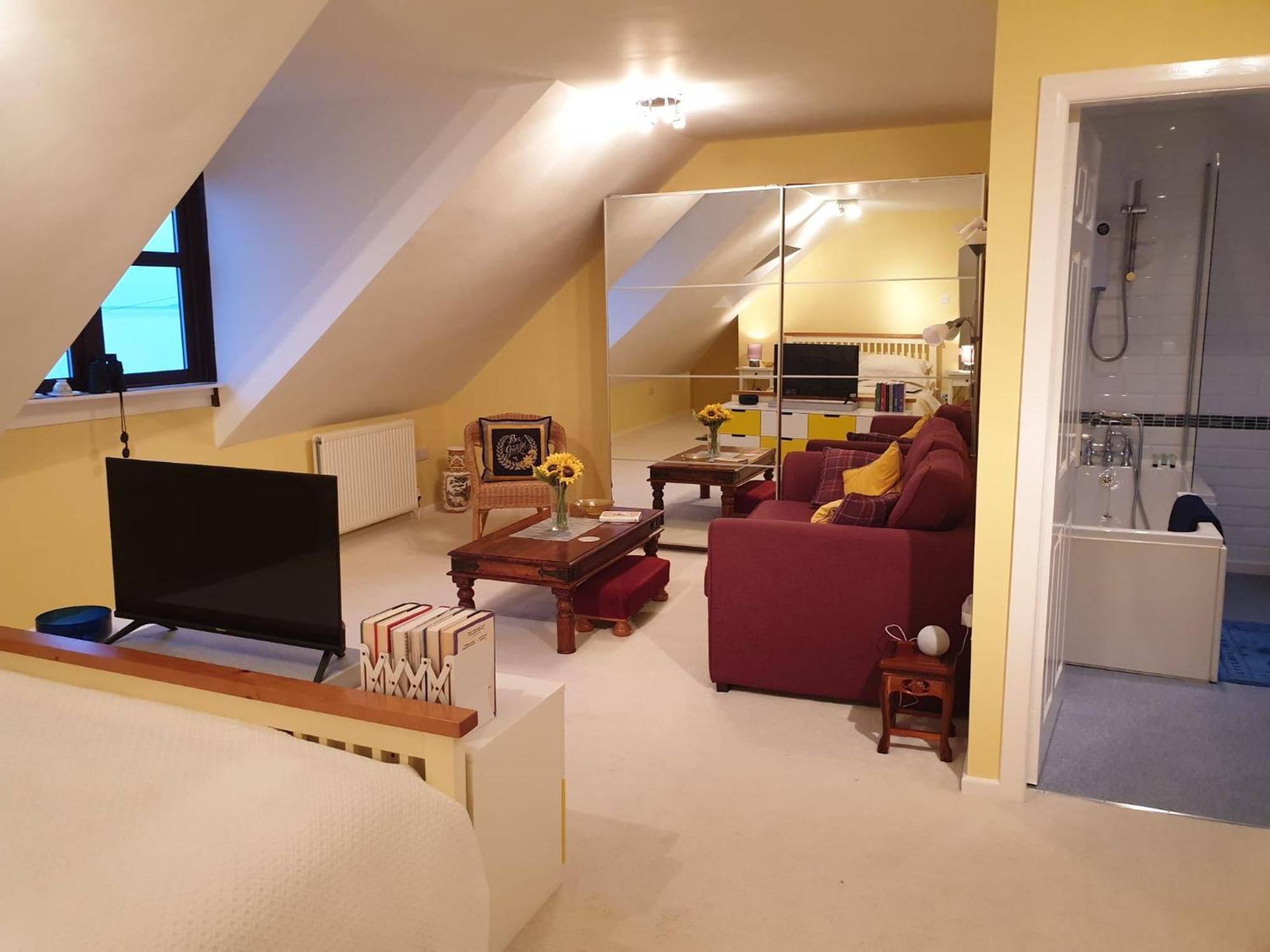The Old Cornstore A Beautiful Suite Overlooking The Sea Drummore エクステリア 写真
