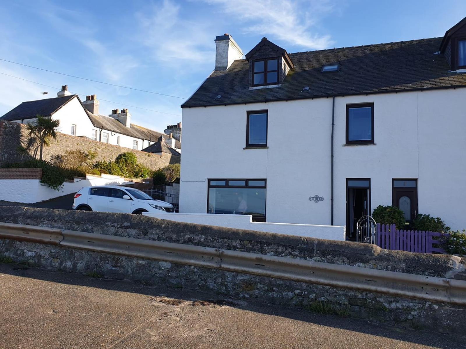 The Old Cornstore A Beautiful Suite Overlooking The Sea Drummore エクステリア 写真