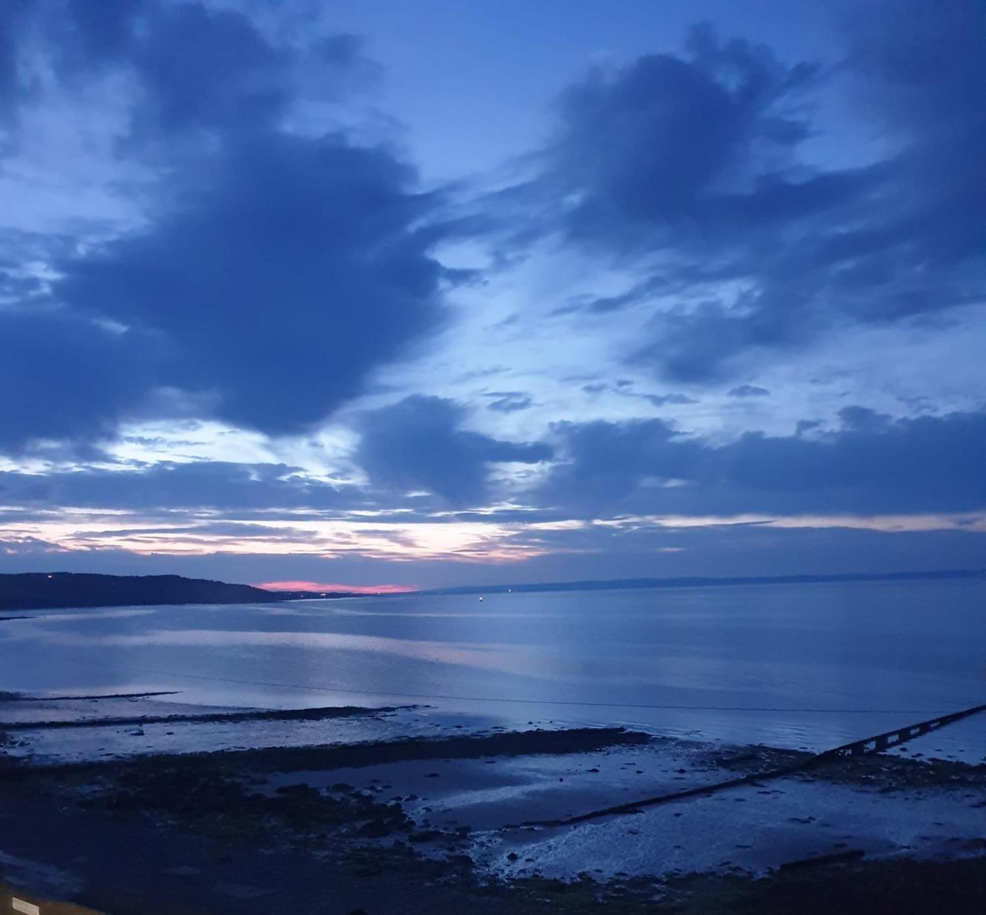The Old Cornstore A Beautiful Suite Overlooking The Sea Drummore エクステリア 写真