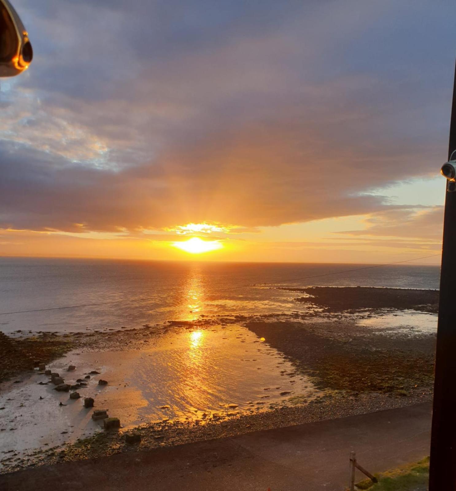 The Old Cornstore A Beautiful Suite Overlooking The Sea Drummore エクステリア 写真