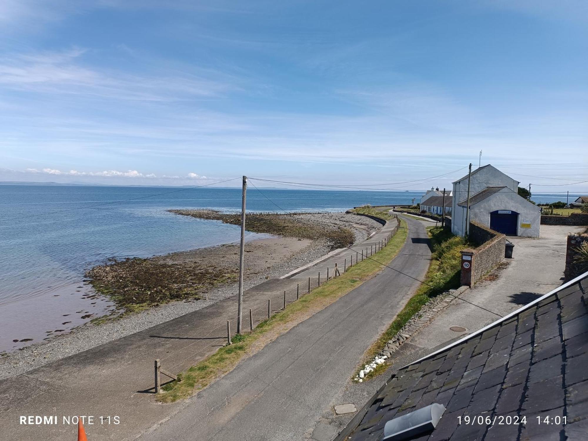The Old Cornstore A Beautiful Suite Overlooking The Sea Drummore エクステリア 写真